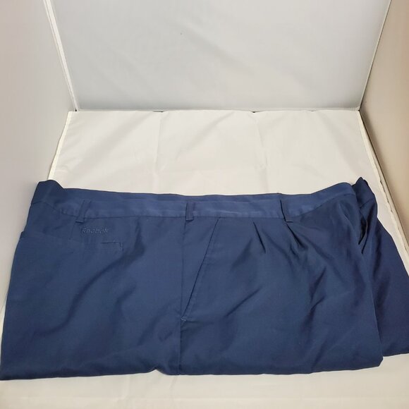 3 pair of big and tall men's shorts. Size 50. 2 pair Reebok, 1 pair True Nation - Picture 4 of 5